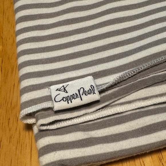 Copper Pearl Knit Swaddle Blanket in Everest - Picture 4 of 6